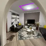 Albi Lejlighed Berat